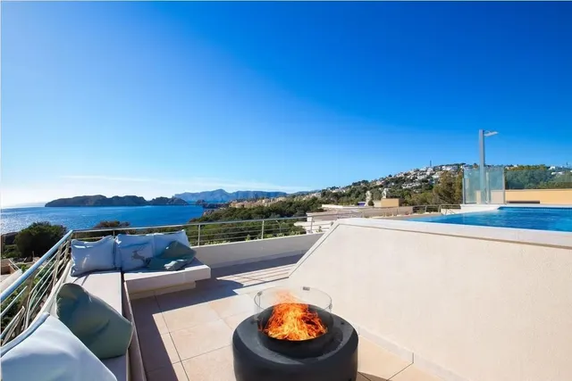 Ático con Vistas al Mar en Nova Santa Ponsa - foto 2