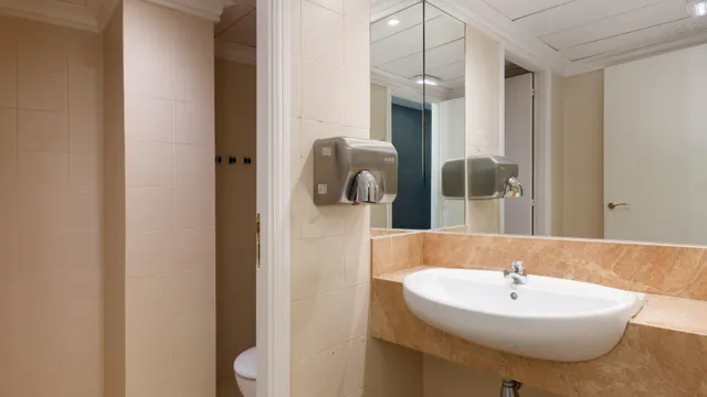 Oficina 728m² en alquiler - Eixample — 28