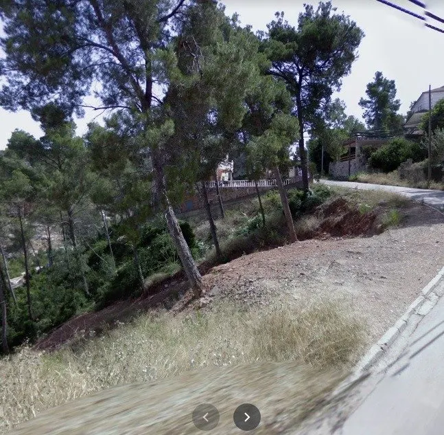 Se vende solar urbanizable en Vallirana