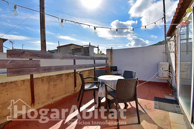 Precioso ático dúplex, impecable y luminoso, todo amueblado y en pleno centro histórico — 9