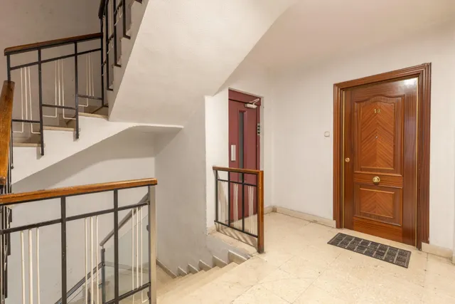 PISO DE 4 DORMITORIOS EN CAMINO DE RONDA — 34