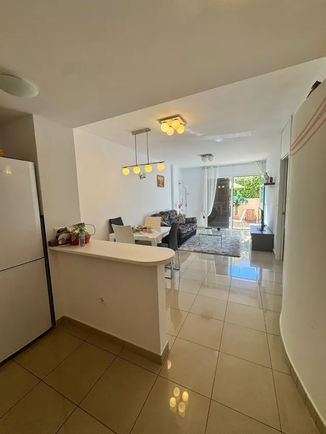 Precioso apartamento en planta baja con jardín privado, terraza y piscina en Orihuela Costa — 9