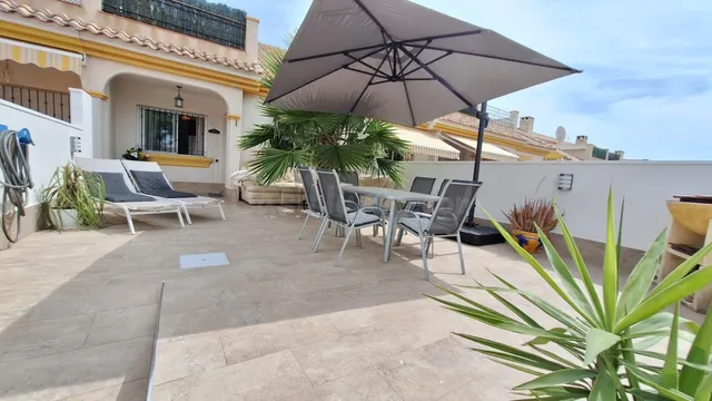 ¡Escápate este verano a Cabo Roig! ️