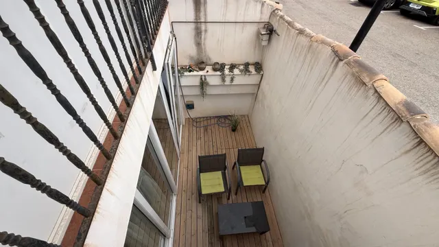 Adosado con terraza y sótano — 32