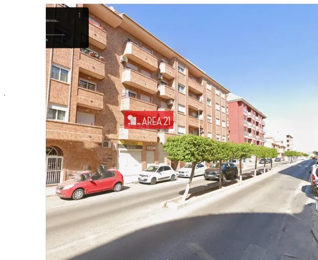 PISO A LA VENTA CON TRASTERO Y PARKING EN LA POBLA DE VALLBO