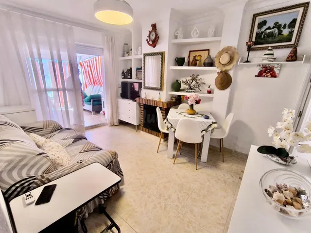 Alquiler de septiembre a junio – vivienda de 3 habitaciones en zona céntrica — 2