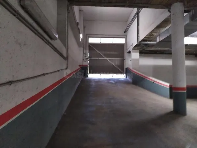 PLAZA DE PARKING EN VALVERDE DE LA VIRGEN - foto 3
