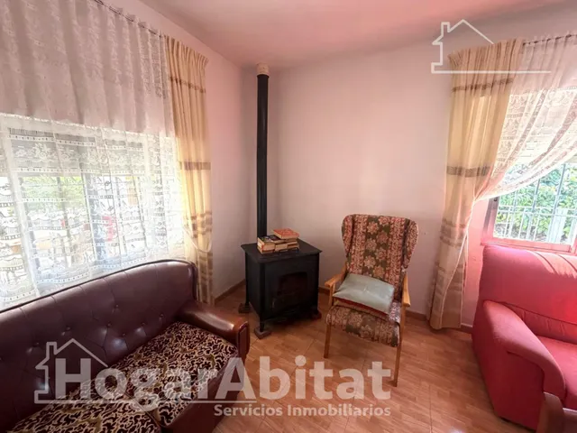 ¡VISTAS A LAS MONTAÑAS! CHALET CON TERRENO RÚSTICO, TERRAZA, PISCINA Y GARAJE CUBIERTO — 6