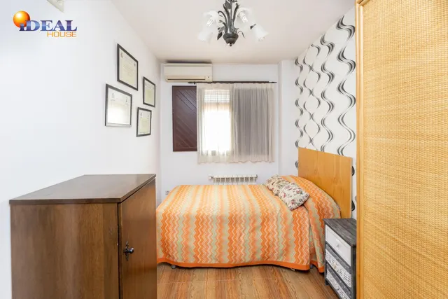 VIVIENDA PAREADA EN MONTELUZ — 31
