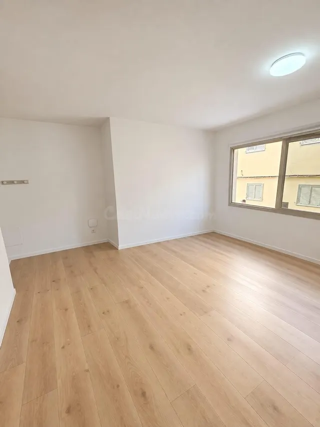 Apartamento de 2 dormitorios con plaza de parking en Cabo Blanco — 3