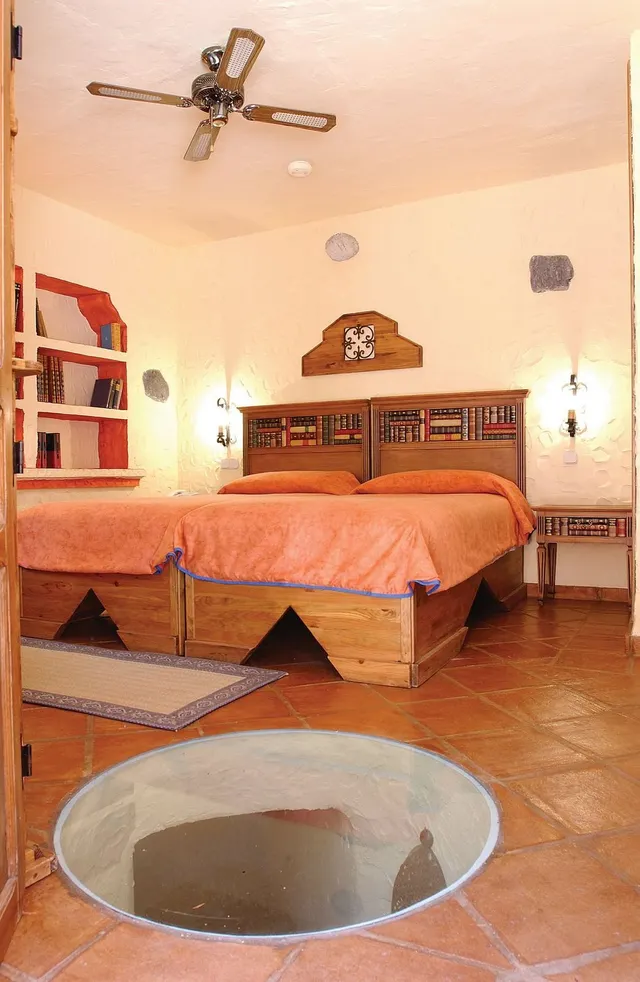 Hotel 9 habitaciones 817m² en venta - Costa del Sol — 15