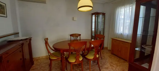 SE ALQUILA CHALET POR LARGO TIEMPO DE 3 DORMITORIOS Y 2 BAÑOS EN VILLA MARTIN (ORIHUELA COSTA) — 30