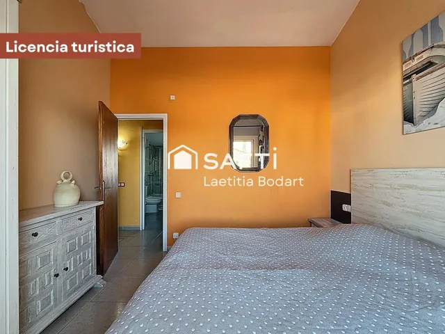 Casa de pescador con licencia turística y amarre - Empuriabrava — 35