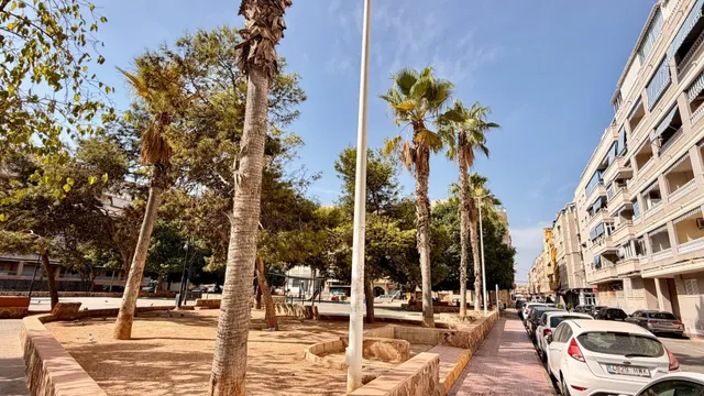 Apartamento 3 habitaciones 100m² en venta - Estacion de autobuses — 28