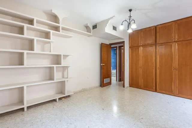 Espacio, luz y comodidad en una vivienda con grandes posibilidades en zona Alcampo — 16