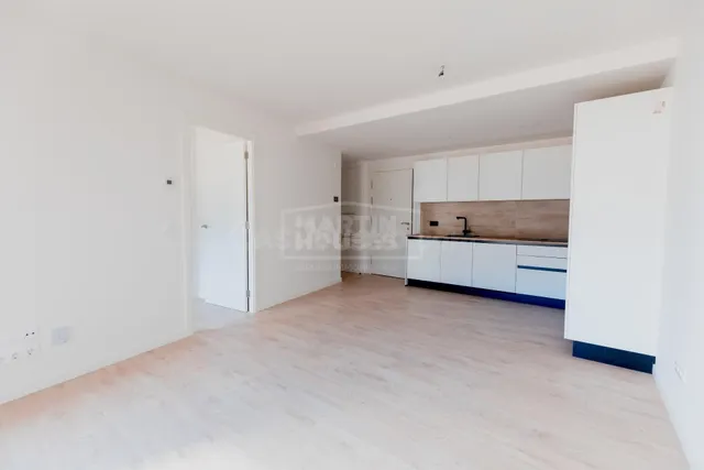 Si buscas una vivienda nueva a estrenar, con jardín privado y en pleno centro, este piso es una oportunidad única. — 5