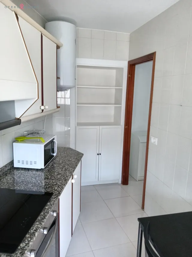 PISO EN ALQUILER EN RÚA ESPÍRITU SANTO, SANTIAGO — 17