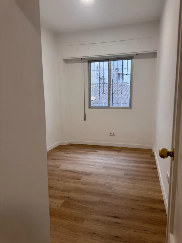 Alquiler vivienda de 4 habitaciones — 12