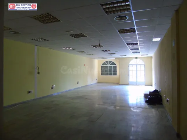 Local comercial 100m² en alquiler - El Santo - foto 4