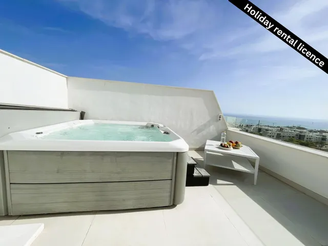 En venta: Espectacular ático de 2 dormitorios con jacuzzi pr - foto 3
