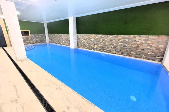 Apartamento moderno (desde 2024 - 148 m2 - 1.ª planta) en Alegria XVIII con piscina interior, sauna y gimnasio, en pleno centro de la ciudad, ¡a tan solo 300 m de Piscinas Naturales/Playa del Cura! — 34