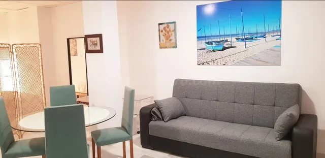 Estudio Moderno en el Corazón de Málaga - foto 5