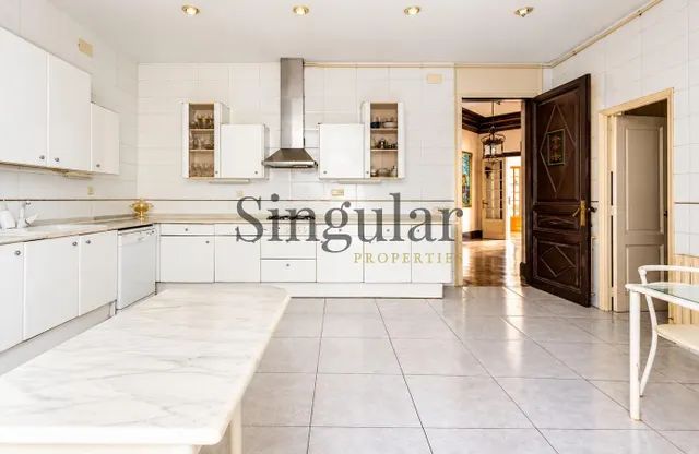 Elegante vivienda modernista de más de 200 m2 en el Eixample — 8