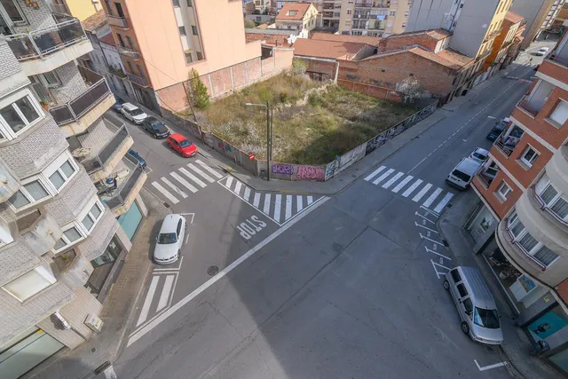 ÀTIC ZONA POBLE NOU — 21