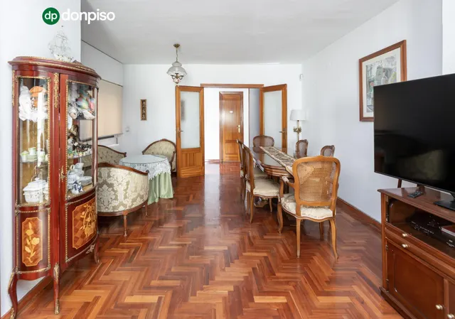 VIVIENDA EN ZONA CENTRO - ALHAMAR, CON PLAZA DE GARAJE Y CALEFACCIÓN — 8
