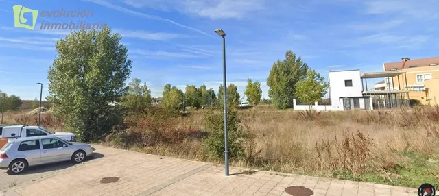 TERRENO URBANO CONSOLIDADO EN BARRIO DE CORTES EN BURGOS. - foto 5