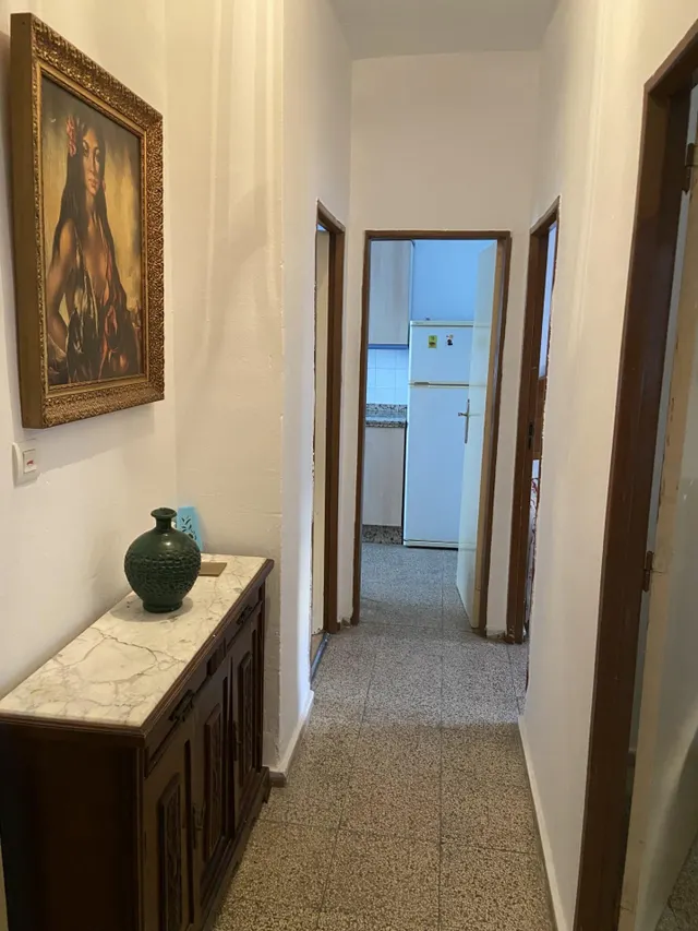 Piso en zona Jesus Rescatado. Exterior, luminoso. Tres dormitorios. — 19