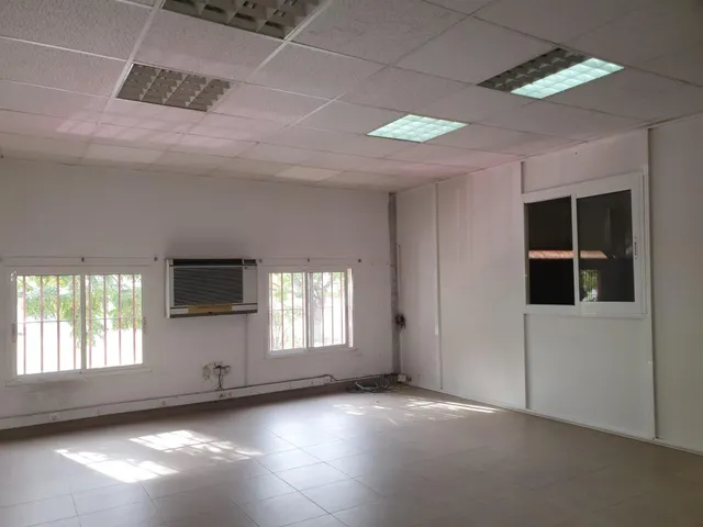 Estupenda nave en alquiler en parsi — 6