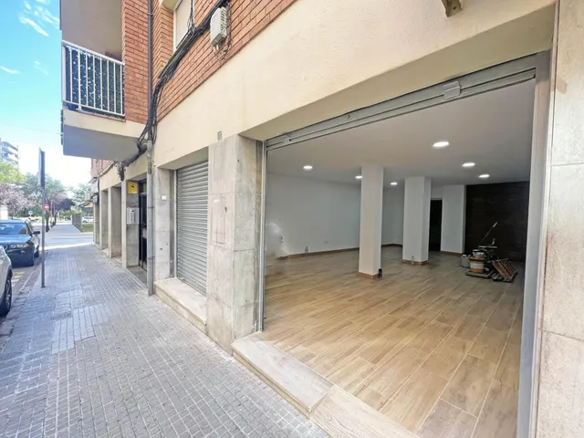 Local Comercial en Venta en Sant Pere - foto 2
