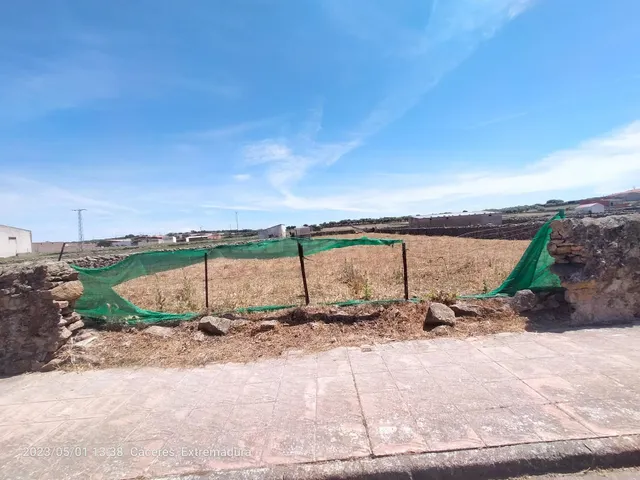 TERRENO URBANO EN VALDEFUENTES - foto 3