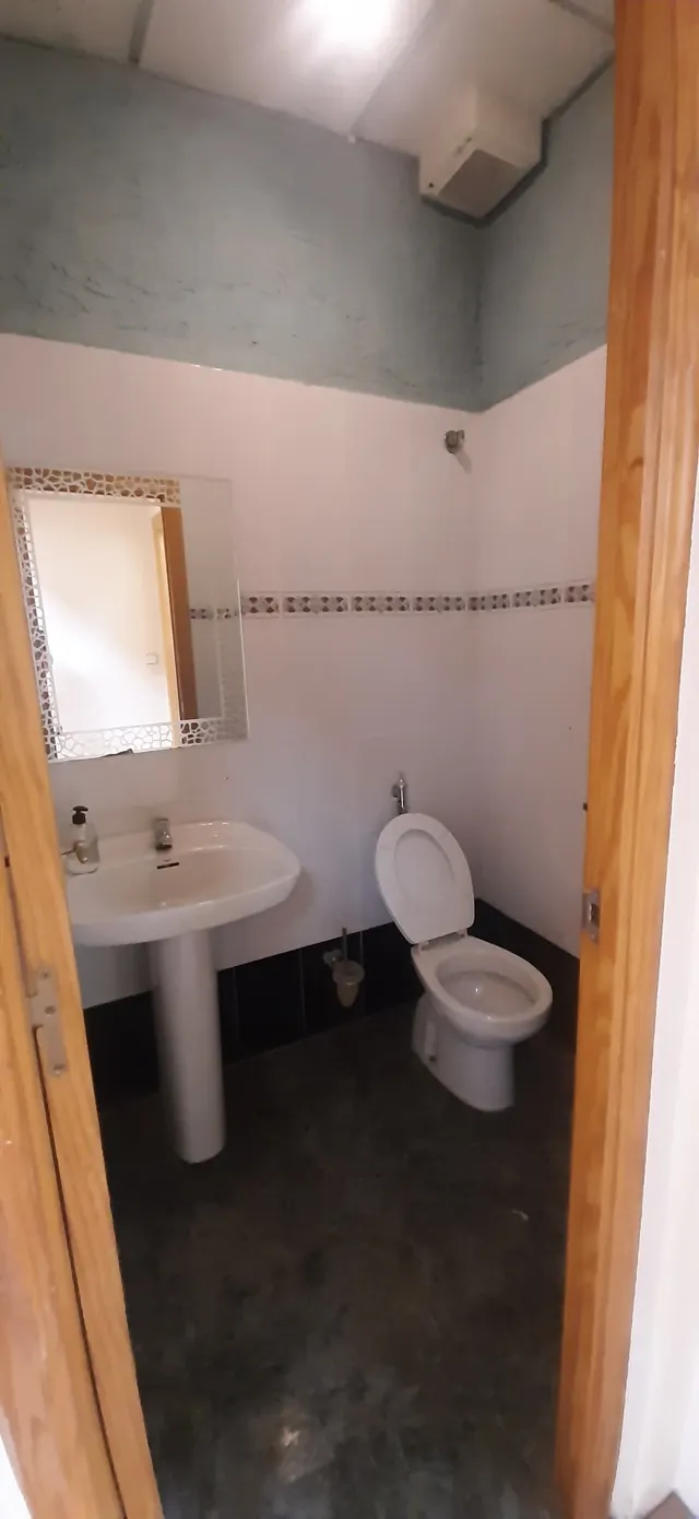 Local comercial de 126 metros en el centro de Patiño — 7