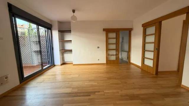 VENTA PLANTA BAJA SANCHINARRO-HORTALEZA