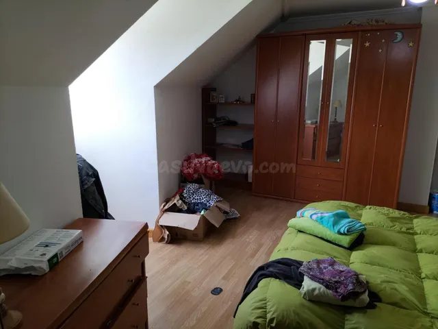 MONCASA VENDE ATICO EN GUARDO - foto 5