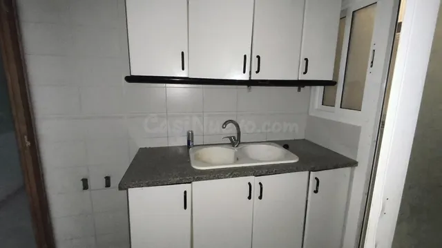 ¡Piso de 4 habitaciones con balcón y muchas posibilidades en Bellavista! — 3
