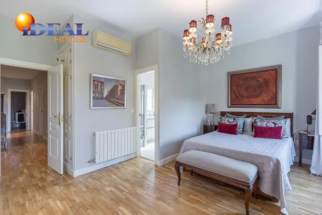Exclusivo Piso Dúplex en el Corazón de Granada — 19
