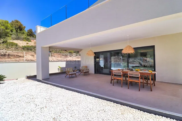 Casa unica en el mercado en Cataluña - foto 3