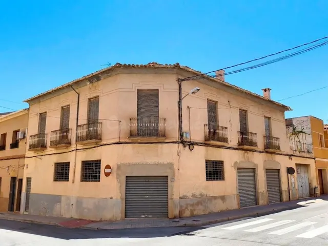 Edificio señorial en chaflán en el centro de Novelda: Espaci - foto 2