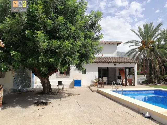 Dos adosados con terreno y piscina privada en Altea La vella — 3