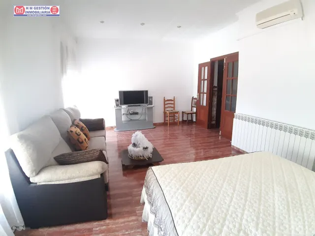 CASA COMPLETAMENTE REFORMADA JUNTO A AVDA PABLO IGLESIAS — 14