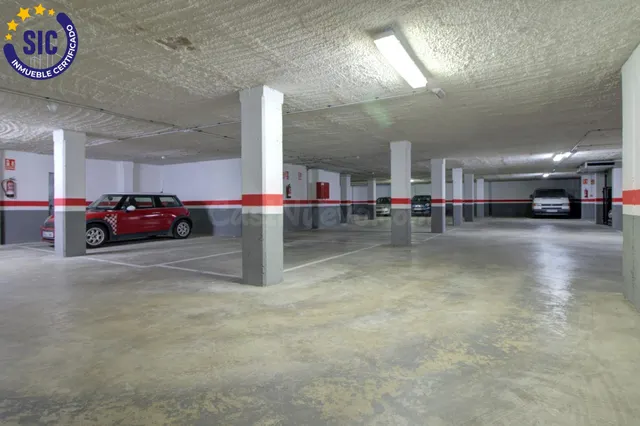 ESTUPENDA OPORTUNIDAD: PLAZA DE PARKING Y TRASTERO EN ALMAZO - foto 3