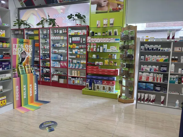 VENTA LOCAL CON NEGOCIO EN ZONA ALTA — 7