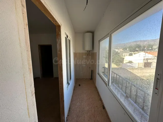 OPORTUNIDAD: 2 viviendas, almacenes y solar edificable en LA - foto 5