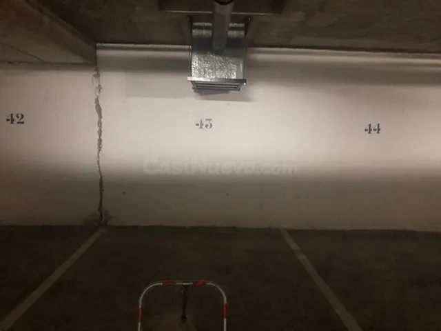 Venta Plaza Garaje en PQ. Empresarial San Antonio - Sevilla - foto 2