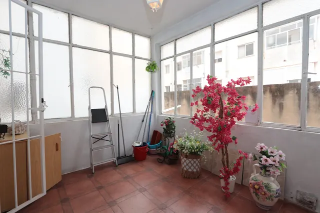 Piso en venta junto a calle Ángel Bruna de 110 m2, 3 dormitorios, baño y aseo, balcon y terraza acristalada — 39