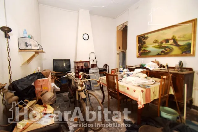 CASA CON TERRAZA PARA HACER A TU HOGAR DE SUEÑO - foto 4