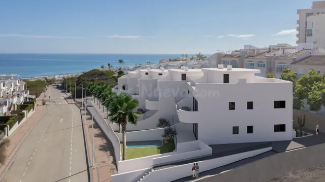 Obra nueva al lado del mar en La Mata-Costa Blanca